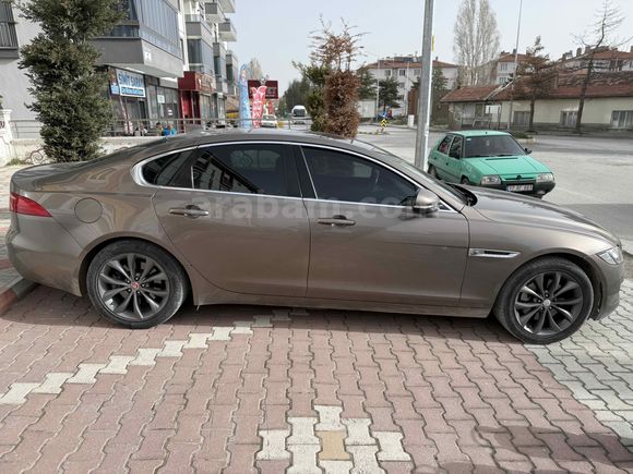 Sahibinden Jaguar XF 2.0 D Portfolio Plus 2015 Model 