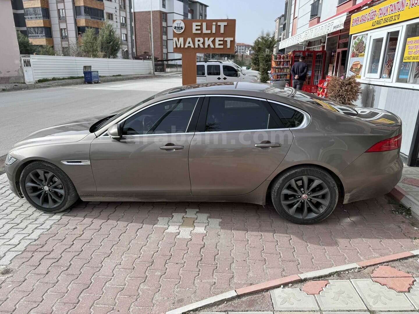 Sahibinden Jaguar XF 2.0 D Portfolio Plus 2015 Model Konya 192.000 km Gri (metalik) 5