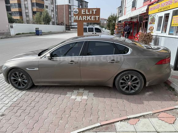 Sahibinden Jaguar XF 2.0 D Portfolio Plus 2015 Model 