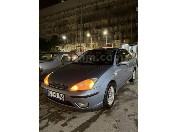 Sahibinden Ford Focus 1.6 Ghia 2004 Model 