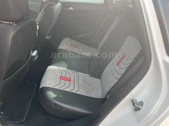 Sahibinden Opel Astra 1.4 T Edition Plus 2019 Model  205.000 km Beyaz