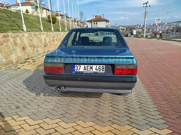 Sahibinden Renault R 9 1.4 Broadway 1996 Model