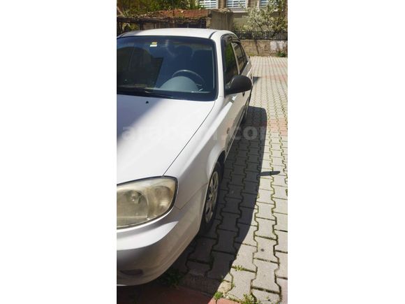 Sahibinden Hyundai Accent 1.5 CRDi Admire 2005 Model 