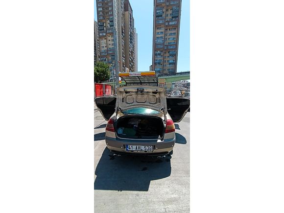 Sahibinden Renault Megane 1.5 dCi Exception 2009 Model  295.000 km Kahverengi