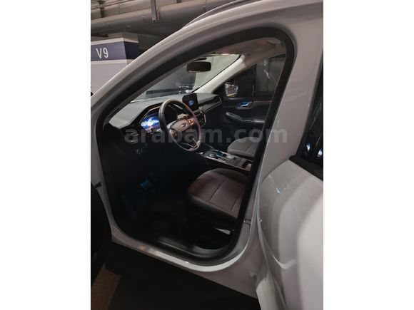 Sahibinden Ford Kuga 1.5 EcoBoost Titanium 2023 Model  22.200 km Beyaz