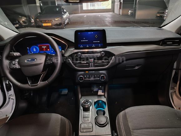 Sahibinden Ford Kuga 1.5 EcoBoost Titanium 2023 Model  22.200 km Beyaz