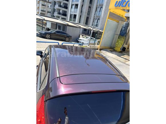 Sahibinden Ford Fiesta 1.4 Titanium 2011 Model  285.000 km Bordo