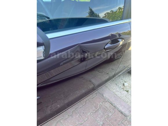 Sahibinden Ford Fiesta 1.4 Titanium 2011 Model  285.000 km Bordo