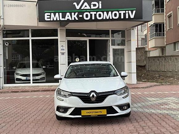2020 RENAULT MEGANE TOUCH 1.5BLUEDCI 115BİN KM