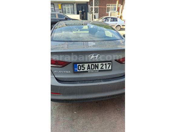 Sahibinden Hyundai Elantra 1.6 D-CVVT Style 2017 Model