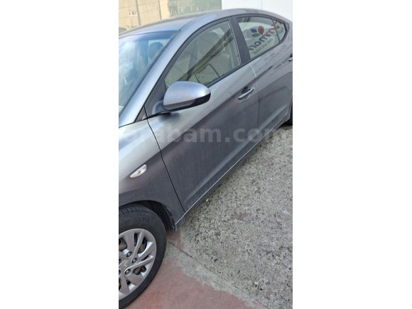 Sahibinden Hyundai Elantra 1.6 D-CVVT Style 2017 Model