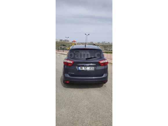 Sıfır tadında sadece 49000 km de.