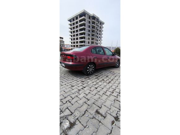 Sahibinden Orijinal Renault Megane 1.6 RTE 1999 Model 