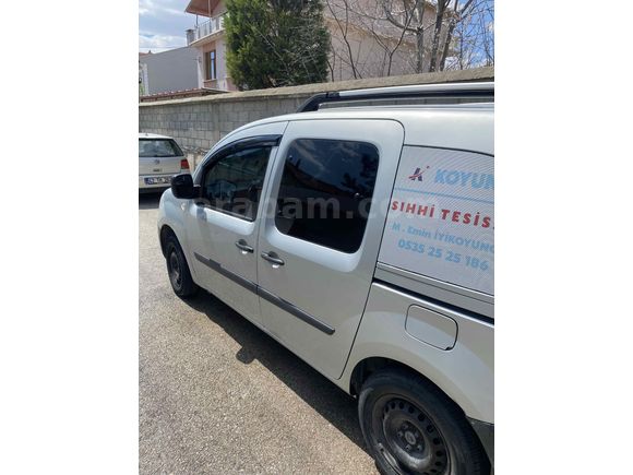 Sahibinden Renault Kangoo Multix 1.5 dCi Expression 2011 Model 