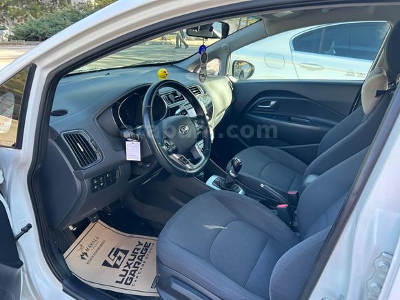 Sahibinden Kia Rio 1.4 CRDi Concept 2016 Model  Beyaz