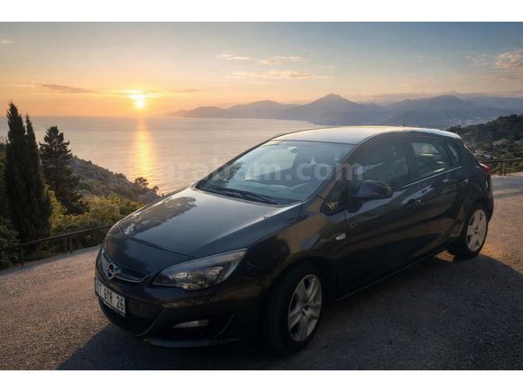 Sahibinden Opel Astra 1.6 Edition 2015 Model Antalya 106.500 km Füme