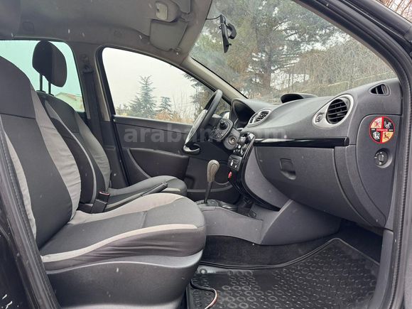 2011 Clio 1.6 LPG'li Tam Otomatik Değişensiz Tavan Kaput Boyasız