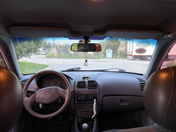 Sahibinden Hyundai Accent 1.3 LX 2001 Model 