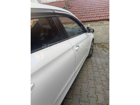Sahibinden Hyundai Cam Tavan i20 1.2 MPI Style 2015 Model 