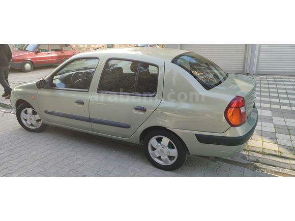 Sahibinden Renault Clio 1.4 Expression 2004 Model 