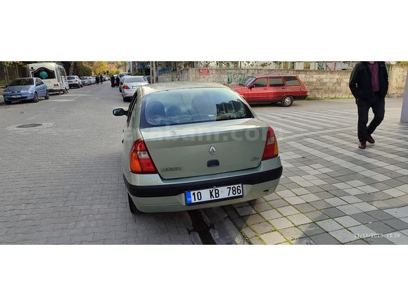 Sahibinden Renault Clio 1.4 Expression 2004 Model 