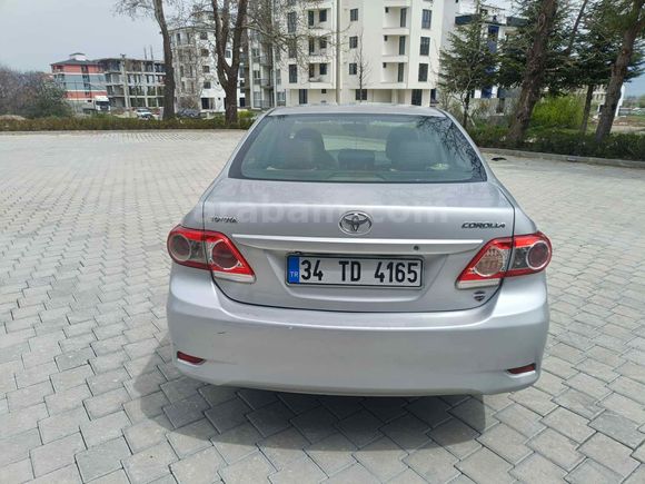 Toyota Corolla 1.4 D-4D Comfort Extra 2011 Model Denizli