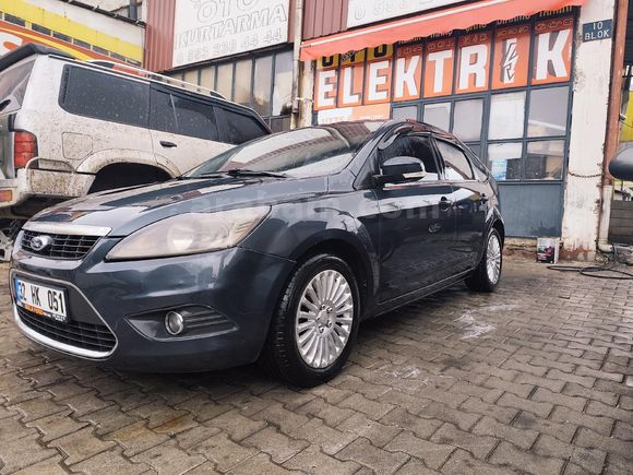 Sahibinden Ford Focus 1.6 titanyum 115 bg