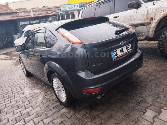 Sahibinden Ford Focus 1.6 titanyum 115 bg