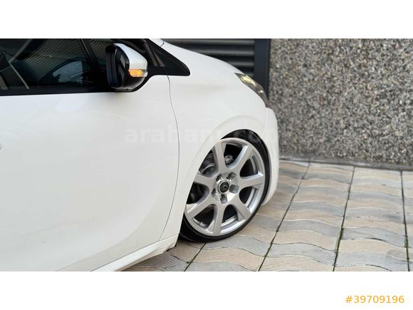 "SC PREMIUM" 185 BİN KM HATASIZ BAKIMLI 208