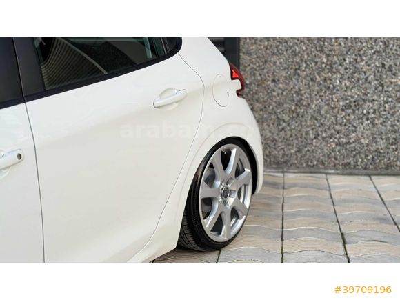 "SC PREMIUM" 185 BİN KM HATASIZ BAKIMLI 208
