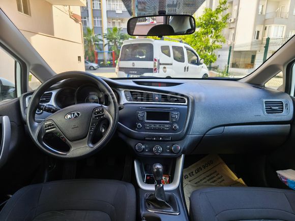 Sahibinden Kia Ceed 1.4 MPI Live 2017 Model