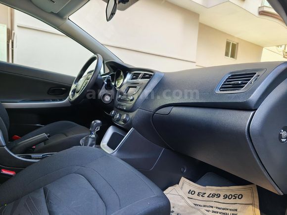 Sahibinden Kia Ceed 1.4 MPI Live 2017 Model