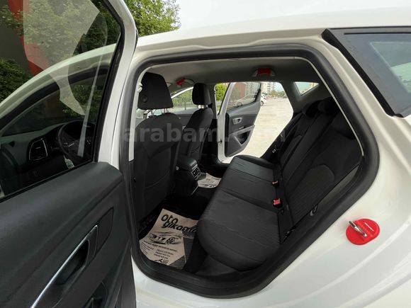 Sahibinden Seat Leon 1.6 TDI Style 2016 Model Antalya *DEĞİŞENSİZ *BOYASIZ