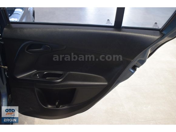 OTOSHOPS ERGİN-2023 MODEL FİAT EGEA 1.3 MULTİJET EASY PLUS