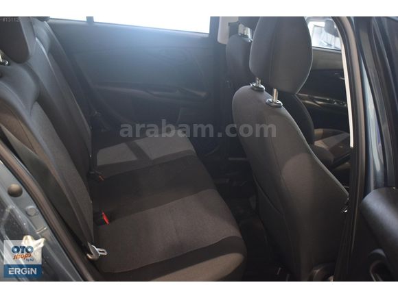 OTOSHOPS ERGİN-2023 MODEL FİAT EGEA 1.3 MULTİJET EASY PLUS