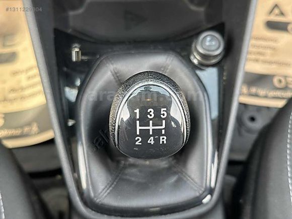 NAMLI'DAN // 2018 MODEL FIESTA TREND X // 104 BIN KM MANUEL //