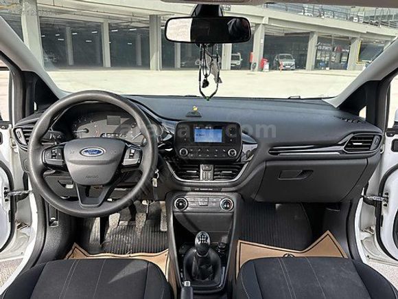 NAMLI'DAN // 2018 MODEL FIESTA TREND X // 104 BIN KM MANUEL //