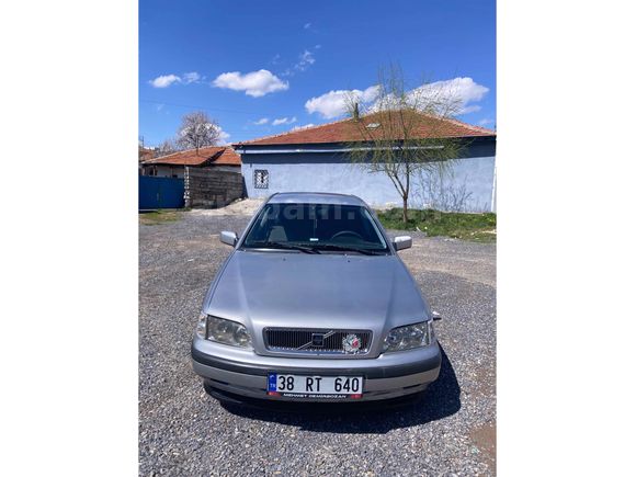 Sahibinden Volvo S40 1.8 1999 Model  345.000 km Gri