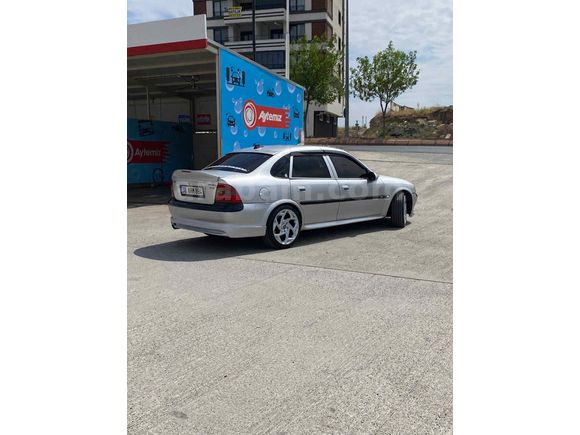 Sahibinden Opel Vectra 2.0 CD 1996 Model 