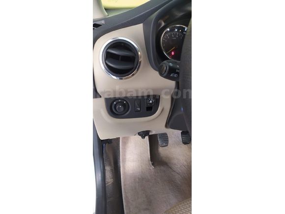 Sahibinden Renault Symbol 1.2 Touch 2013 Model