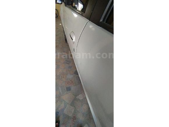 Sahibinden Renault Symbol 1.2 Touch 2013 Model