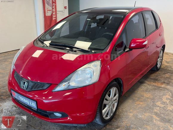 **K.K 12 AY TAKSİT İMKANI** TEKBAŞ KARTAL'DAN HONDA JAZZ