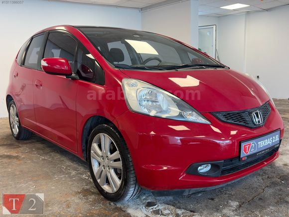 **K.K 12 AY TAKSİT İMKANI** TEKBAŞ KARTAL'DAN HONDA JAZZ