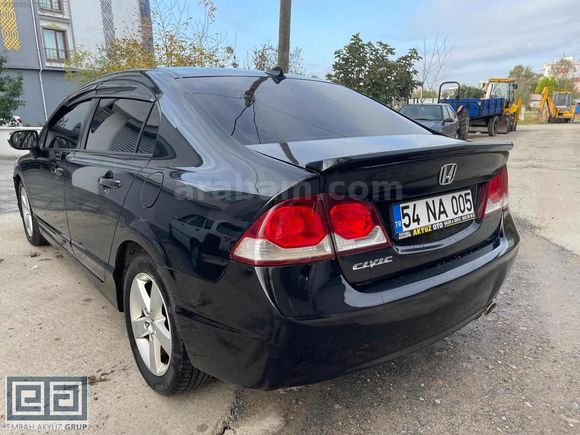 2011 MODEL CİVİC SUNRUFLU KAZASIZ MASRAFSIZ