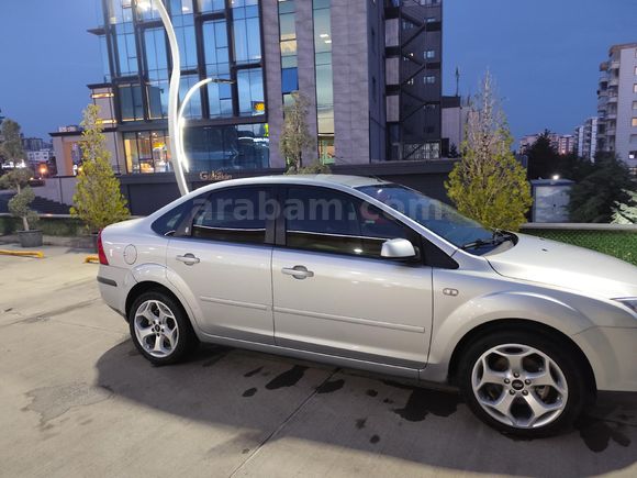 Sahibinden Ford Focus 1.6 TDCi Ghia 2006 Model