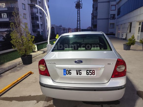 Sahibinden Ford Focus 1.6 TDCi Ghia 2006 Model