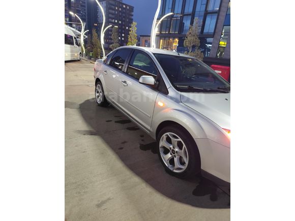 Sahibinden Ford Focus 1.6 TDCi Ghia 2006 Model