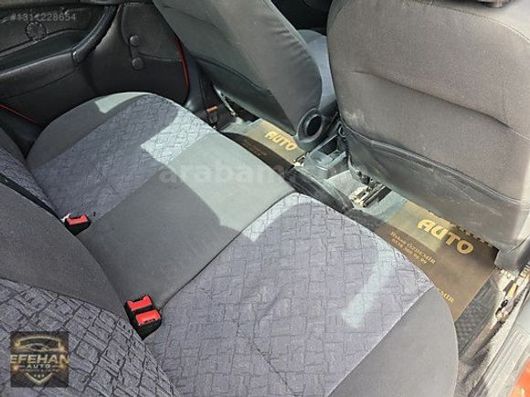 EFEHAN AUTO'DAN 2001 FORD FOCUS HATASIZ 1.5 PARÇA BOYA