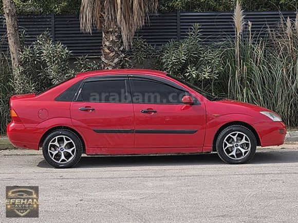 EFEHAN AUTO'DAN 2001 FORD FOCUS HATASIZ 1.5 PARÇA BOYA