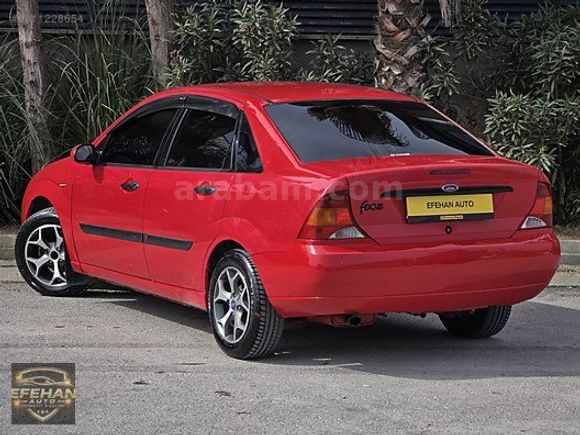 EFEHAN AUTO'DAN 2001 FORD FOCUS HATASIZ 1.5 PARÇA BOYA